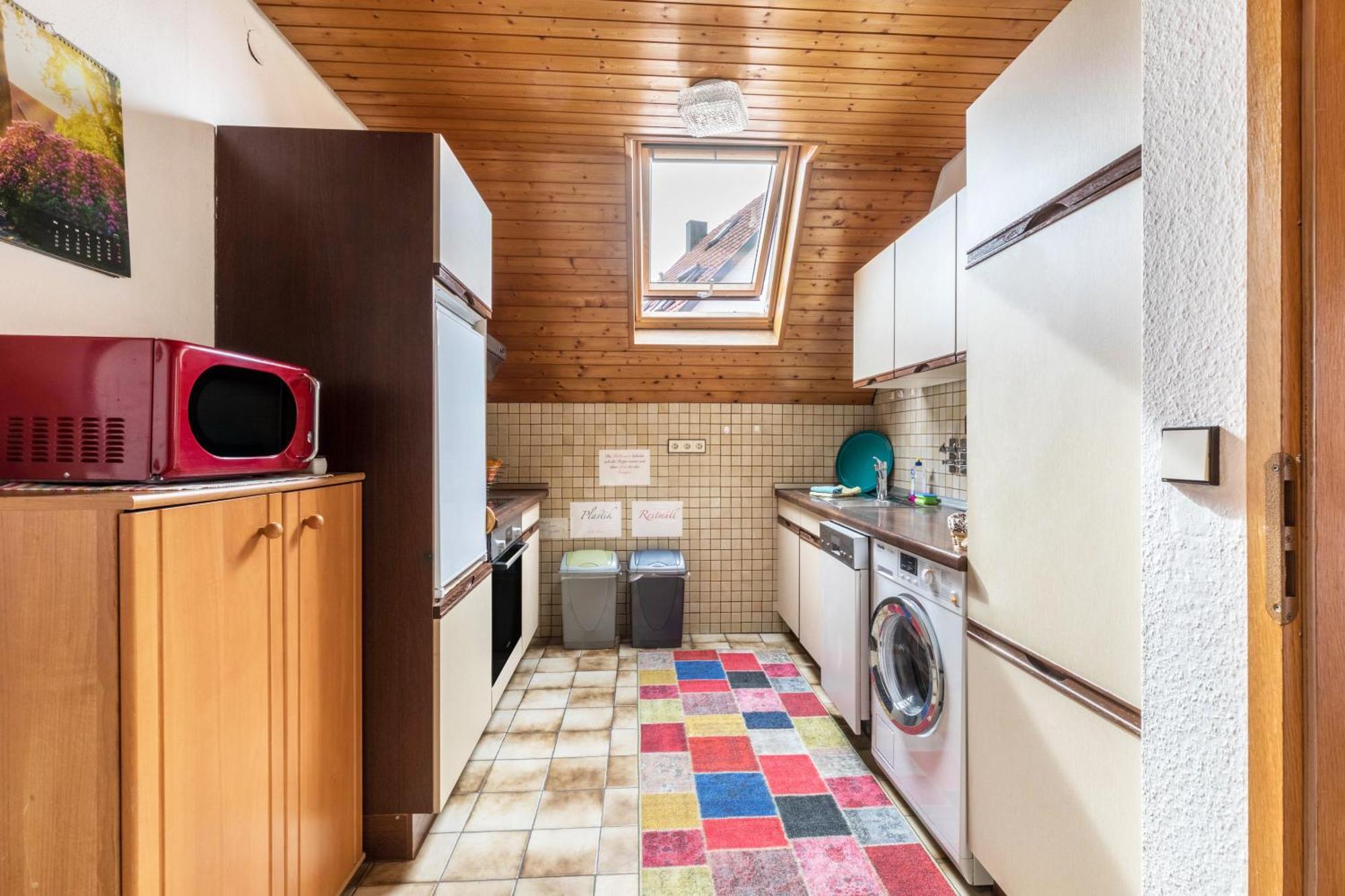 Apartmenthaus Ferienwohnungen Sila Вайнштадт Экстерьер фото